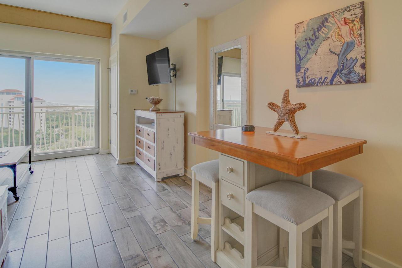 Luau Condos Destin Room photo