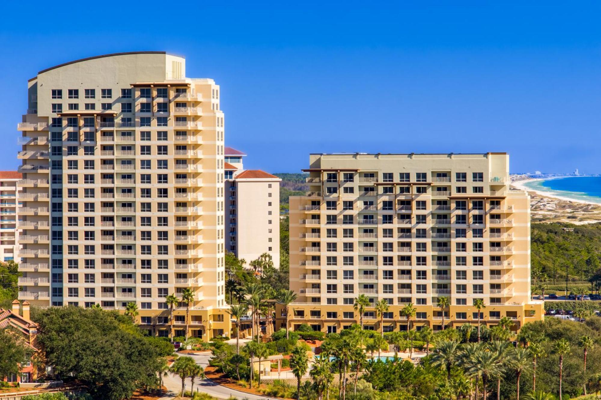 Luau Condos Destin Room photo
